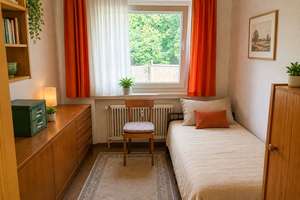 Familienwohnung. Vier Zimmer. Am Klinikum. Gepflegt, aber anpassungsbedürftig. – 42653 Gräfrath, Solingen – Vorschaubild 10