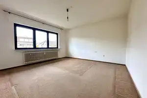 3-Familienhaus mit Einzelgarage und Traumgrundstück in Mühlheim-Lämmerspiel – Offenbach (Kreis) – Vorschaubild 12