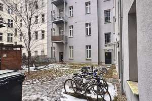 Altbau-Ikone mit Lift, Balkon, Stuck & High-End-Design - Friedrichshain Bestlage – Die vollständige Adresse der Immobilie erhältst du vom Anbieter., 10243 Friedrichshain, Berlin – Vorschaubild 39
