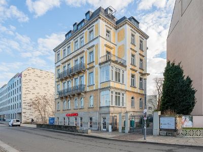 Über den Dächern der Neustadt - Helle 2-Zimmerwohnung mit kleiner Terrasse