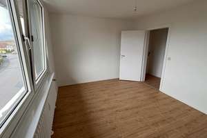 Renovierte und helle 2-Zimmer-Wohnung auf 44 qm mit Gartennutzung – Mühlenwinkelsweg 10, 47239 Rumeln-Kaldenhausen, Duisburg – Vorschaubild 4