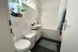 NEUES Bad* NEUER Boden* NEUES Wohngefühl* 3 Zimmer + Balkon, 2 neue Bäder, Abstellraum, Aufzug – Alteburger Straße 288, 50968 Bayenthal, Köln – Vorschaubild 4