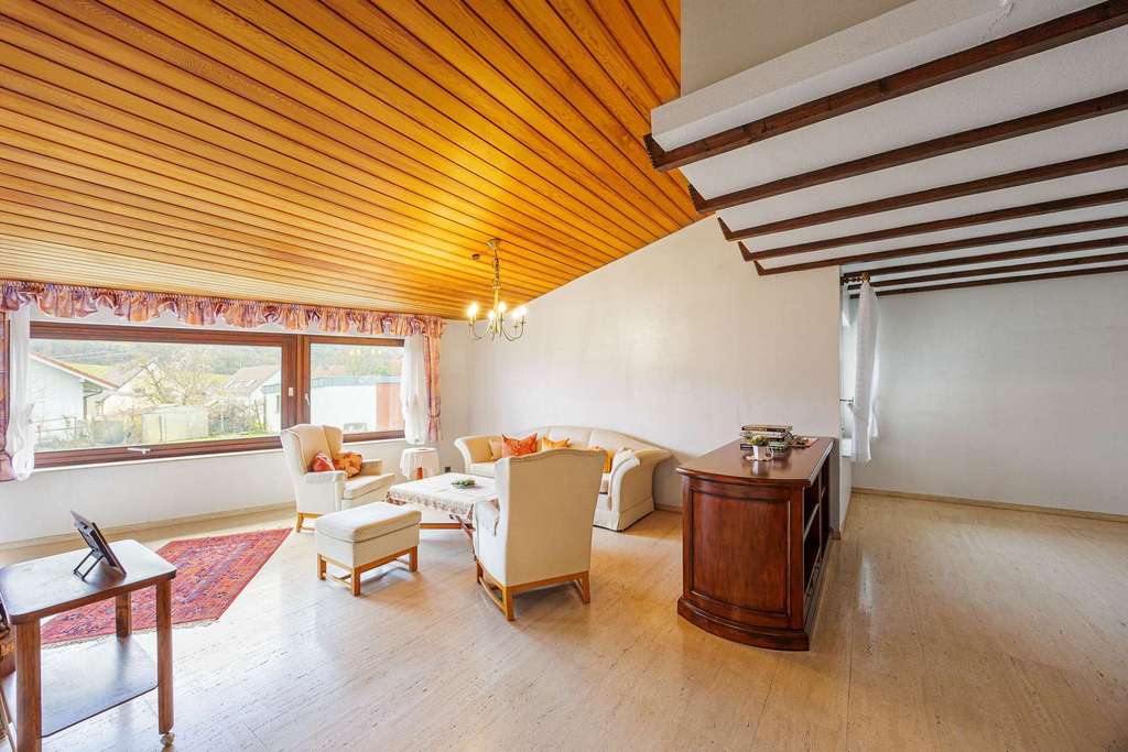 Immobilie in Cleebronn - WEITBLICK: Ein Zuhause für große Träume! - Bild 2