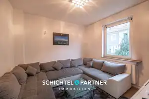 Ohlenhof | Clever geschnittenes Zweifamilienhaus mit Balkon und Terrasse – Bremen – Vorschaubild 2