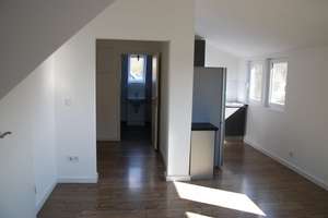 Gemütliche 2-Raum-Wohnung im Dachgeschoss in Essen-Kettwig – Die vollständige Adresse der Immobilie erhältst du vom Anbieter., 45219 Kettwig, Essen – Vorschaubild 3