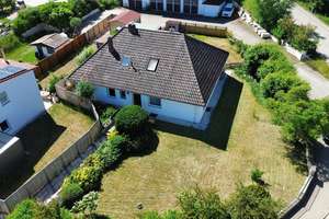 Großzügiges Wohnen auf einer Ebene – Bungalow mit ausgebauten Dachgeschoss – Die vollständige Adresse der Immobilie erhältst du vom Anbieter., 91586 Lichtenau – Vorschaubild 13