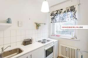 IMMOBERLIN.DE - Nette Aussichten! Helle Wohnung mit Westloggia in Ruhelage & Pkw-Stellplatz – Die vollständige Adresse der Immobilie erhältst du vom Anbieter., 12351 Gropiusstadt, Berlin – Vorschaubild 3