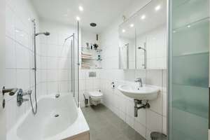 ***Exklusiv möbliertes Apartment mit Balkon in Unterbilk*** – 40217 Unterbilk, Düsseldorf – Vorschaubild 10