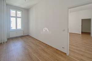 TOP-LAGE IM PRENZLAUER BERG! RENOVIERTE UND KLASSISCHE ALTBAUWOHNUNG! PROVISIONSFREI! – Schönhauser Allee 103, 10439 Prenzlauer Berg, Berlin – Vorschaubild 6