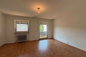 Großzügige, renovierte Doppelhaushälfte /Stichstraße in bester, ruhiger Lage Nürnberg - Weiherhaus ! – Die vollständige Adresse der Immobilie erhältst du vom Anbieter., 90455 Kornburg, Worzeldorf, Nürnberg – Vorschaubild 8