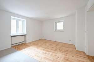 Energetisch saniertes Haus - Ruhige 2,5-Zimmer Wohnung im Hochparterre in der Maxvorstadt – Keuslinstraße 7a, 80798 Neuschwabing, München – Vorschaubild 3