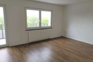 Schöne 2 Zi.Whg. mit Balkon und Aufzug zum 08.10.2026 – Amrumring 105, 24107 Suchsdorf, Kiel – Vorschaubild 3