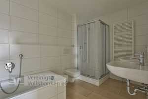 MODERNES 3-FAMILIENHAUS MIT ZWEI GARAGEN UND SOLAR! – Reutlingen (Kreis) – Vorschaubild 8