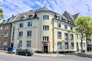 Gepflegte 4 - Zimmer Eigentumswohnung mit guter Raumaufteilung!