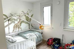 Hochwertiges Townhouse (Bj. 2019) in Lurup: KfW 40, A+ Wärmepumpe, Dachterrasse & Blick ins Grüne – Die vollständige Adresse der Immobilie erhältst du vom Anbieter., 22547 Lurup, Hamburg – Vorschaubild 23