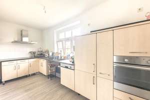 ERSTKLASSIGE 3 ZI. WOHNUNG MIT BALKON - IM GEPFLEGTEN DENKMALOBJEKT IN GUTER LAGE – Dohnaer Straße 75E, 1219 Leubnitz-Neuostra, Dresden – Vorschaubild 8