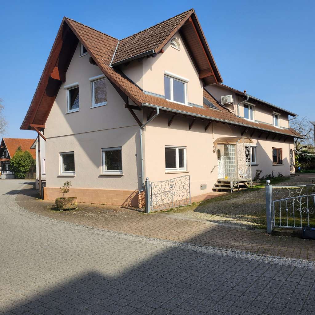 Immobilie in Lichtenau - Zweifamilienhaus mit vielseitigen Nutzungsmöglichkeiten...... - Bild 0