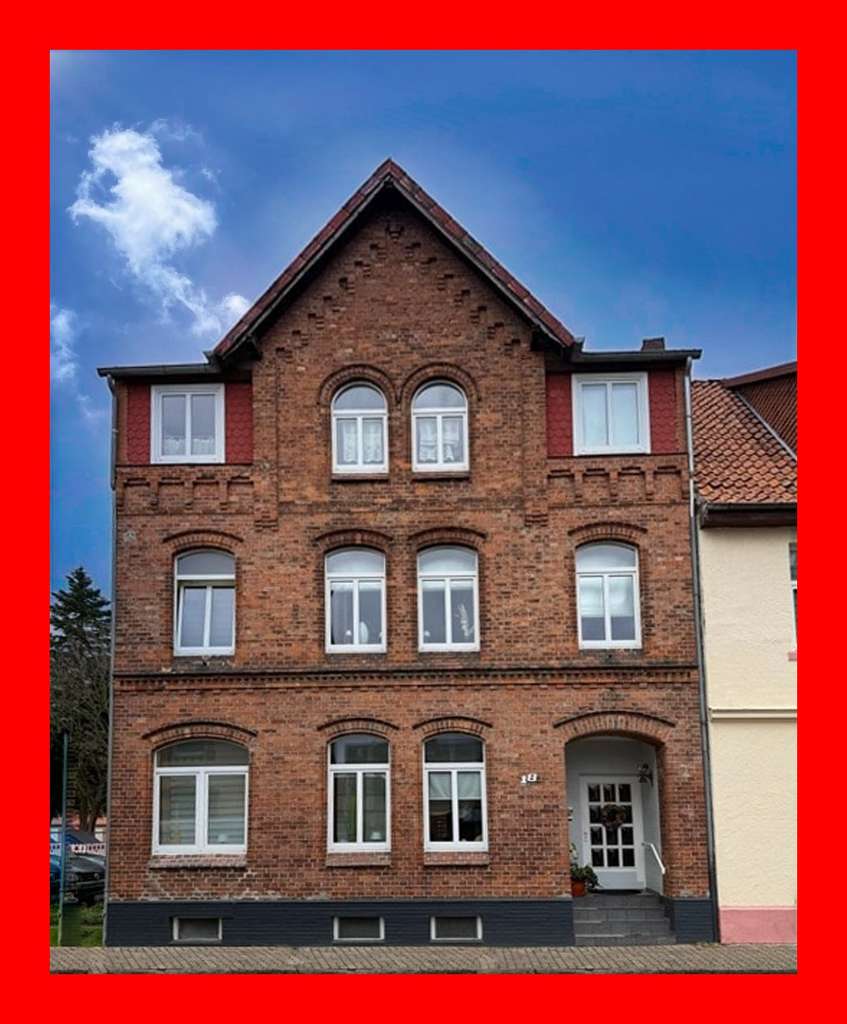 Immobilie in Alfeld (Leine) - Tolles Wohnhaus im Herzen der Altstadt
 - Bild 0