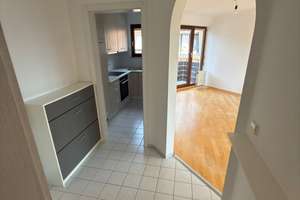     Exklusive 2-Zimmer-Wohnung in Heumaden mit traumhaftem Fernblick – Am Sonnenweg 33, 70619 Heumaden, Stuttgart – Vorschaubild 2