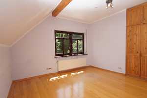 * LARGE SINGE FAMLIY HOME * 
ca. 220 m² / 2386 ft², 5 Bed, 2.5 Bath, 3 Garage, Yard – Rheingau-Taunus-Kreis – Vorschaubild 21