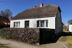 Einfamilienhaus im Ortskern von Dierhagen Dorf – Dierhagen, Vorpommern-Rügen (Kreis), 18347 Nordvorpommern (Kreis) – Vorschaubild 1