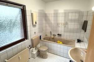 Solides 3-Familienhaus mit freier Erdgeschoss-Wohnung,  3 Garagen und Garten in Alstaden! – Die vollständige Adresse der Immobilie erhältst du vom Anbieter., 46049 Alstaden-West, Oberhausen – Vorschaubild 13