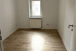 Umfassend saniert mit Balkon, Wanne und großer Dusche im Bad – Schäfferstraße 24, 39112 Leipziger Straße, Magdeburg – Vorschaubild 7