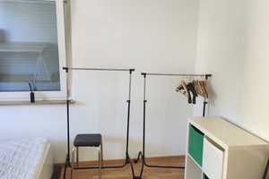 Möblierte 1-Zimmer-Erdgeschosswohnung mit Einbauküche nahe Stadtzentrum – Wartbergstraße 31, 74076 Heilbronn – Vorschaubild 3