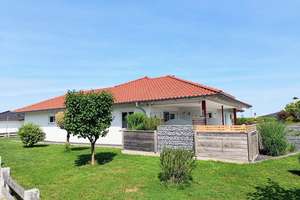 Bungalow mit zusätzlichem Grundstück in sehr ruhiger Siedlungslage in Ruhstorf an der Rott – Die vollständige Adresse der Immobilie erhältst du vom Anbieter., 94099 Ruhstorf an der Rott – Vorschaubild 2
