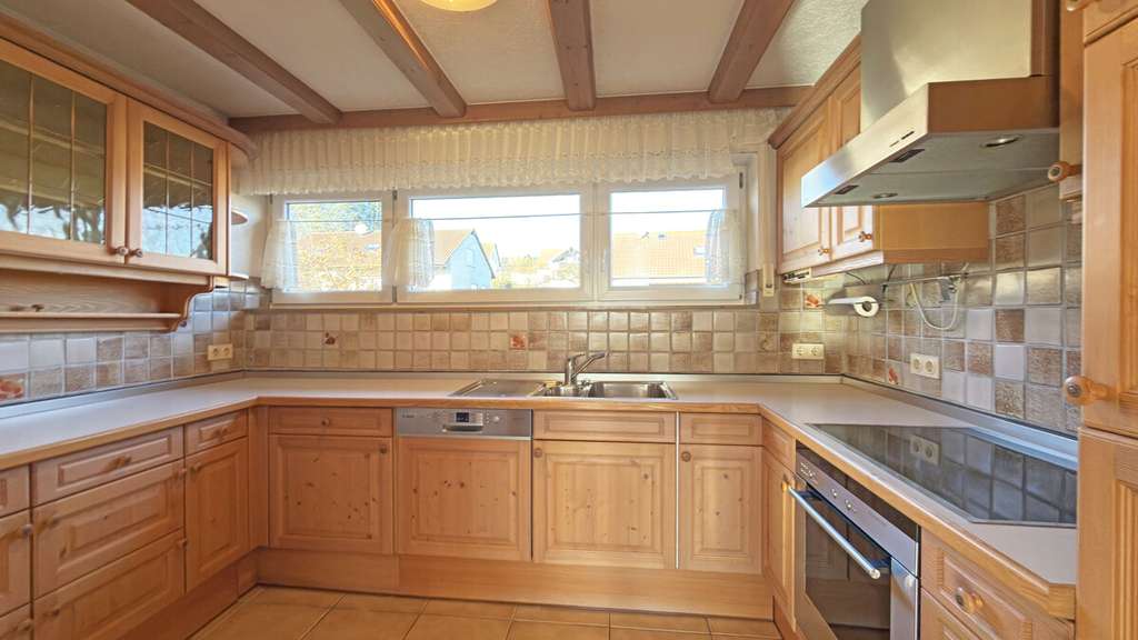 Immobilie in Pliezhausen - Ideal für die Großfamilie oder als Generationenhaus - Bild 3