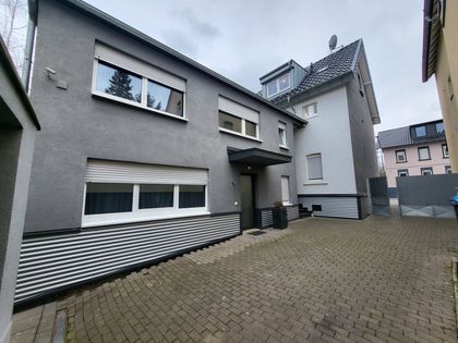Haus mit Einliegerwohnung kaufen in Kleinlinden (Gießen) - ImmoScout24