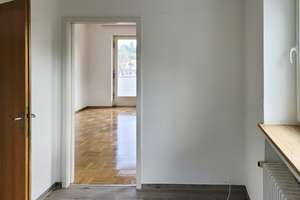 Freistehendes Einfamilienhaus mit großem Garten in begehrter Lage, zentrumsnah in Biberach/Riß – Die vollständige Adresse der Immobilie erhältst du vom Anbieter., 88400 Biberach an der Riß – Vorschaubild 11