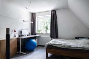 Familienparadies mit über 250 m² Wohn-/Nutzfläche auf sonnigem 750 m² Grundstück – Die vollständige Adresse der Immobilie erhältst du vom Anbieter., 22119 Billstedt, Hamburg – Vorschaubild 12