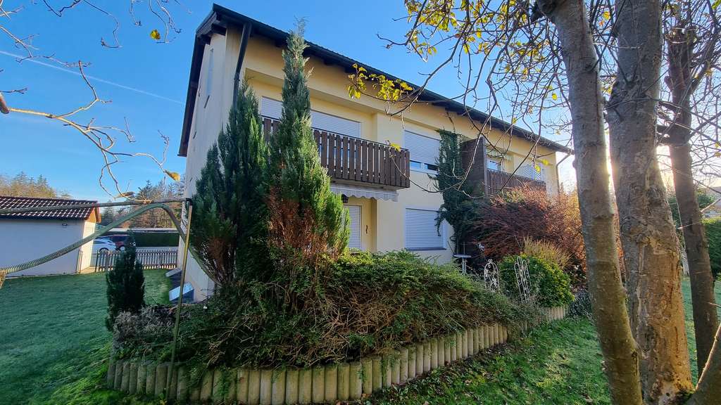 Immobilie in Wolfratshausen - Teilvermietetes, aufgeteiltes Mehrfamilienhaus auf großem Grundstück - Bild 3