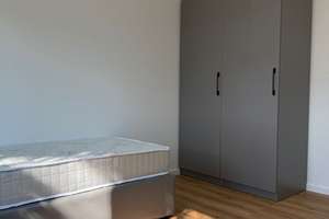 Property thumbnail 11