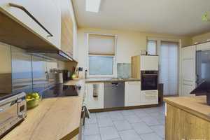 Luxuriöser Eigennutz! Gehobene Maisonettewohnung und Mieteinnahmen im 3 Familienhaus – Duisburg – Vorschaubild 13