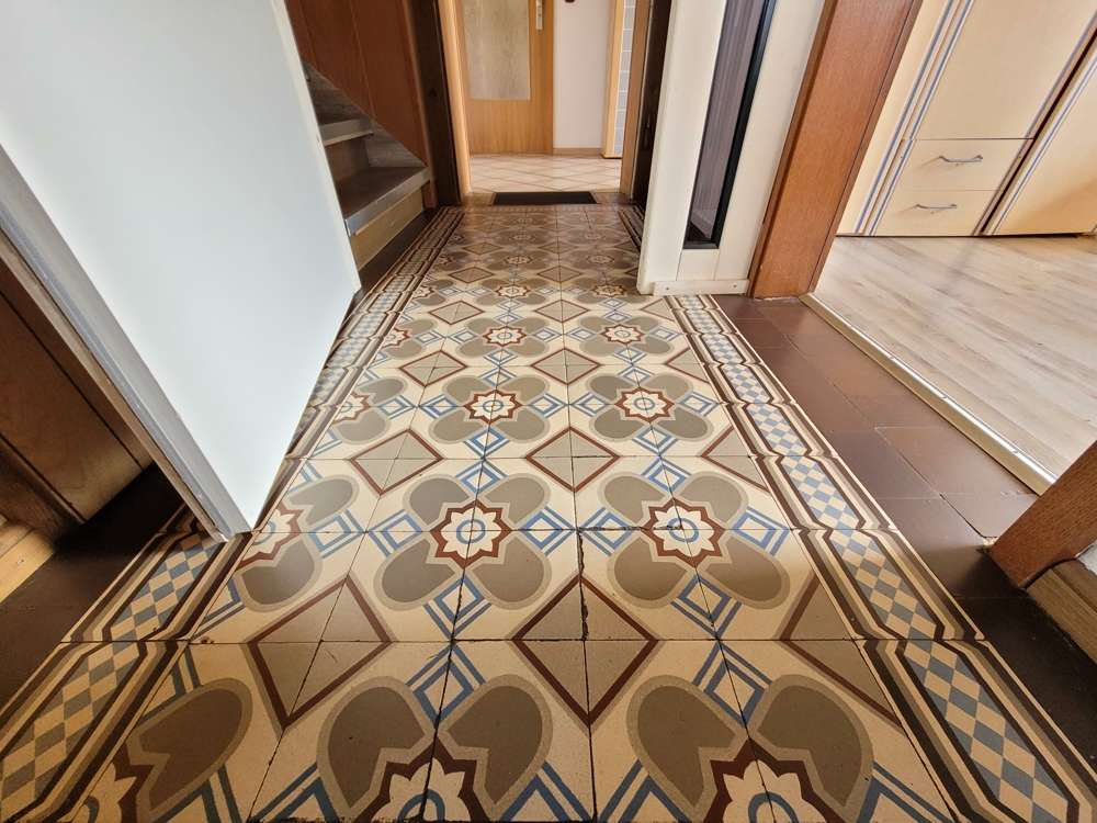 Immobilie in Netphen - Platz für die ganze Familie mit 2 Wohneinheiten auf über 200qm Wohnfläche  in Netphen! - Bild 9