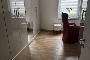 Großzügige 4-Zimmer-Wohnung mit Terasse und Garten  – Bahnhofstraße 7, 1259 Niedersedlitz, Dresden – Vorschaubild 10