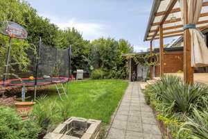 Wohnen und Wohlfühlen: Renoviertes Einfamilienhaus mit Garten und Kamin – Die vollständige Adresse der Immobilie erhältst du vom Anbieter., 50374 Erftstadt – Vorschaubild 8