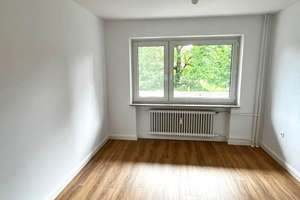Renovierte 2 Zimmer Wohnung mit Balkon – Die vollständige Adresse der Immobilie erhältst du vom Anbieter., 27474 Cuxhaven – Vorschaubild 4