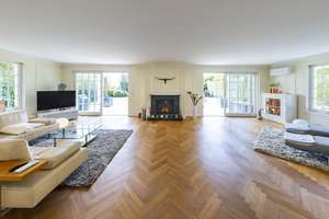 Alt-Meererbusch! Exklusive Landhausvilla mit Innenpool auf Südgrundstück nahe Golfplatz – Die vollständige Adresse der Immobilie erhältst du vom Anbieter., 40667 Meerbusch – Vorschaubild 4