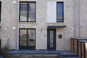 Neuwertiges 5-Zimmer-Reihenhaus mit EBK in Steimker Berg mit Waldblick & Sauna