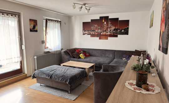 Mehrgenerationenwohnen unter der Achalm – Zweifamilienhaus mit Einliegerwohnung, großem Garten