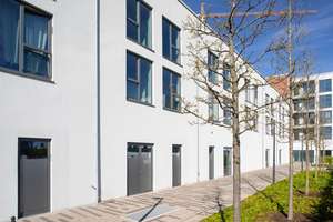 Wohnen am Europahafen: Helle 2 ZKB mit Balkon und EBK in der Überseestadt! – Am Kaffee Quartier 21, 28217 Überseestadt, Bremen – Vorschaubild 8