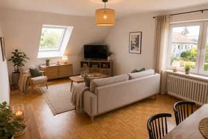 Attraktive Kapitalanlage – Vermietete 2-Zimmer-Dachgeschosswohnung mit Loggia – 79114 Haslach-Haid, Freiburg im Breisgau – Vorschaubild 2