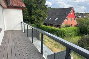 Großzügiges Reihenendhaus mit Einliegerbereich in attraktiver Lage von Kiel-Russee – Die vollständige Adresse der Immobilie erhältst du vom Anbieter., 24111 Russee, Kiel – Vorschaubild 2