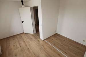 Provisionsfrei - bezugsfreie Maisonette-Wohnung in MD-Stadtfeld Ost – 100 m²,Balkon,TG-Stellplatz – Uhlandstraße 11, 39108 Stadtfeld Ost, Magdeburg – Vorschaubild 12