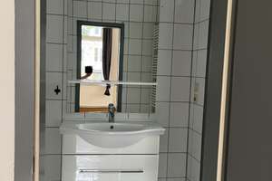 Helle und zentrumsnahe 4-Zimmer-Wohnung mit Balkon in der Oststadt von Reutlingen – Die vollständige Adresse der Immobilie erhältst du vom Anbieter., 72764 Reutlingen-Mitte, Reutlingen – Vorschaubild 7