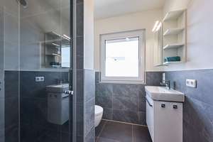 Design, Licht & Lebensfreude – Ihr neues Zuhause mit Charme und Charakter in Kösching bei Ingolstadt – Die vollständige Adresse der Immobilie erhältst du vom Anbieter., 85092 Kösching – Vorschaubild 17