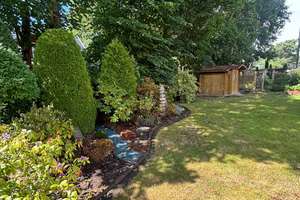 Freistehendes Einfamilienhaus in 2. Reihe | Sofort bezugsfrei | Traumgarten & Pavillon – Ifflandstr. 39, 12623 Mahlsdorf, Berlin – Vorschaubild 3